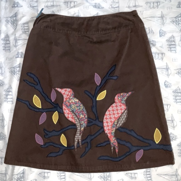 Boden Dresses & Skirts - BODEN Skirt w/Birds, Side zip